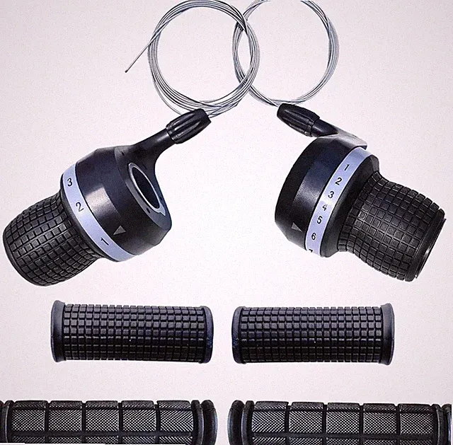 1 Pair Bicycle Twist Grip Gear Shifters 3X7 Speed DIP Compatible for Mountain Bi